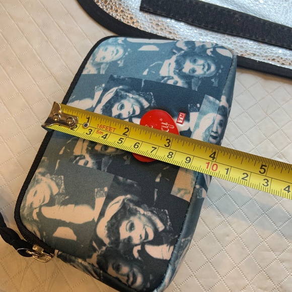 Vintage I Love Lucy Lucy and Ethel TV Show Retro Small Clutch Cosmetic Bag - Picture 13 of 15